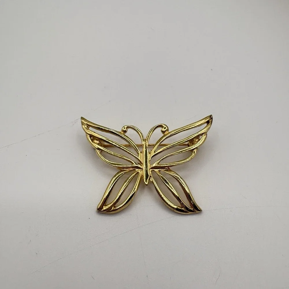 Vintage Gold Tone Butterfly Pin Brooch